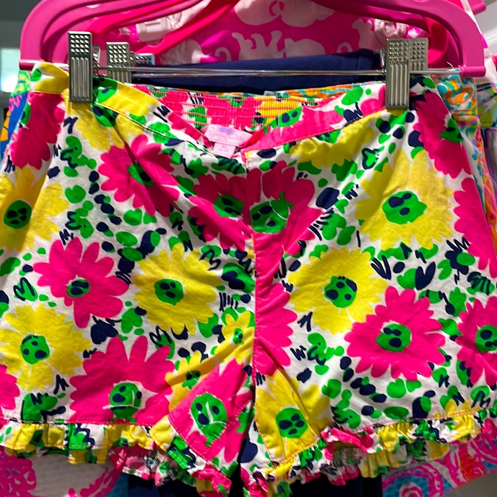 Lilly Pulitzer girls shorts XL